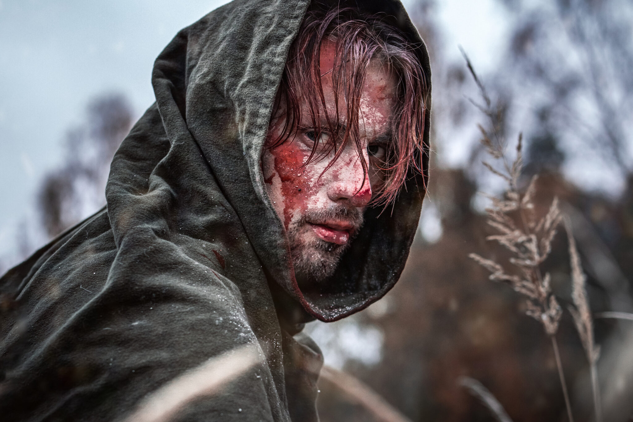 realistic-medieval-fantasy-warrior-battle-ash-blood-wolves-photographers (33)